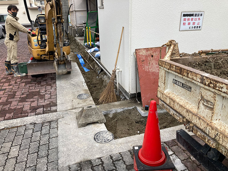 山口県山口市のサンショウ技建の配管埋設埋め戻し作業