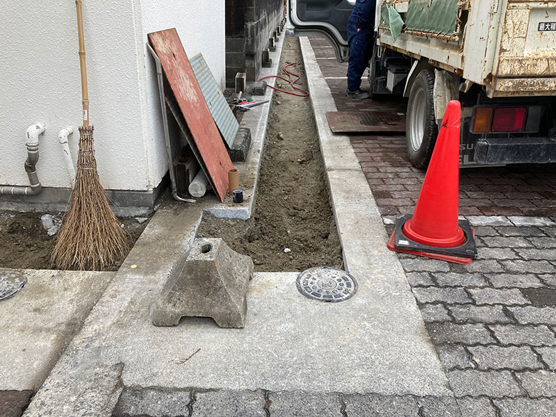 山口県山口市のサンショウ技建の配管埋設埋め戻し作業2